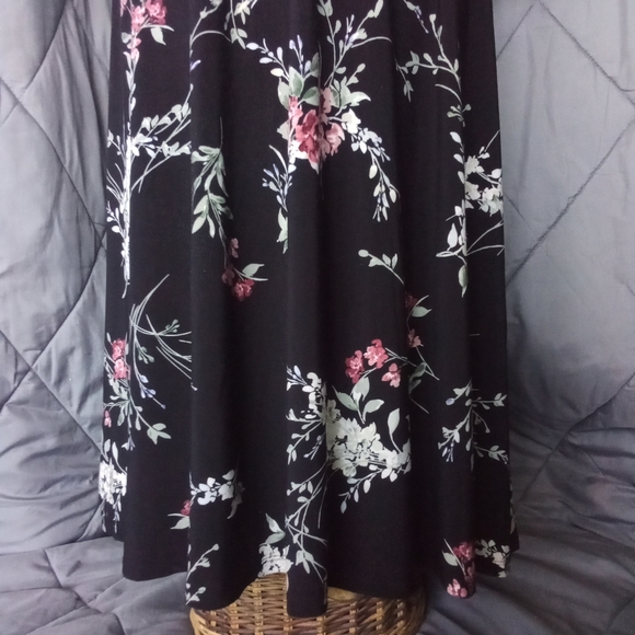 Ralph Lauren Black Floral 3/4 Length Sleeves Midi Sheath Dress Flower Pattern - Picture 7 of 16